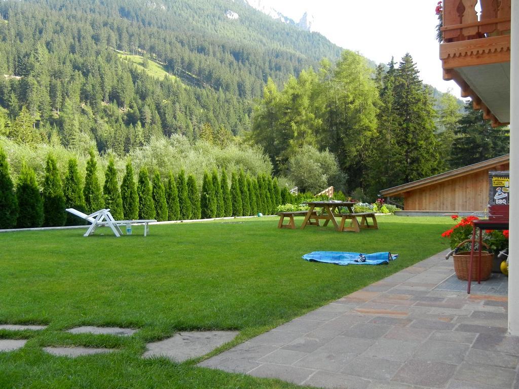 Anna Apartment Pozza di Fassa Dış mekan fotoğraf