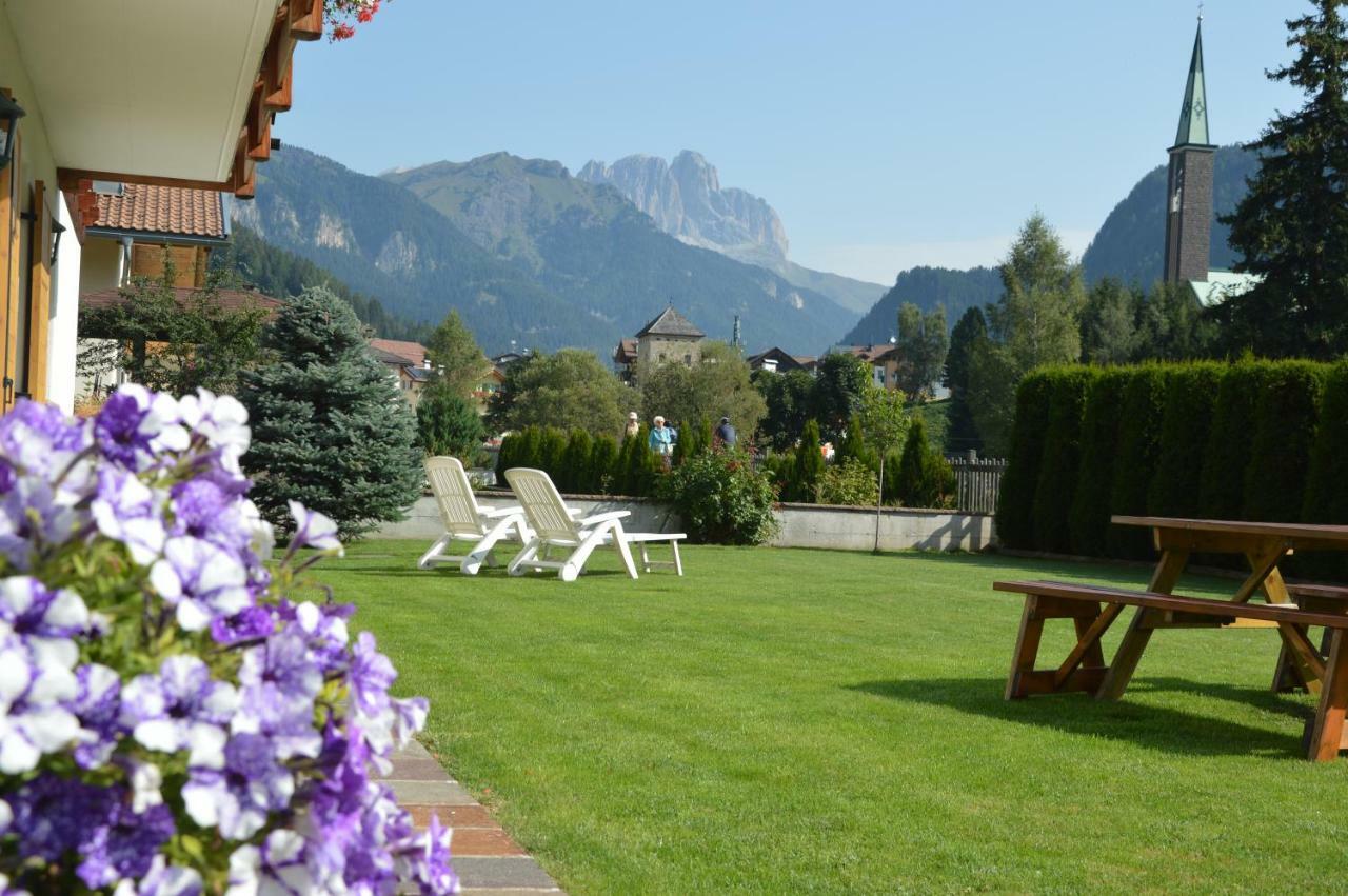 Anna Apartment Pozza di Fassa Dış mekan fotoğraf